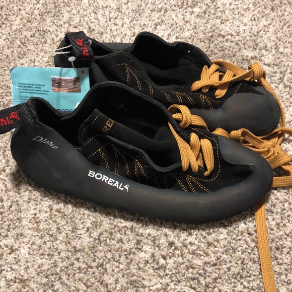 boreal fusion climbing shoes
